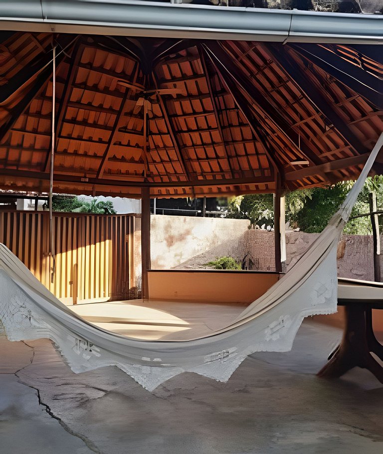Casa de pedra! Na vila de São Jorge!!